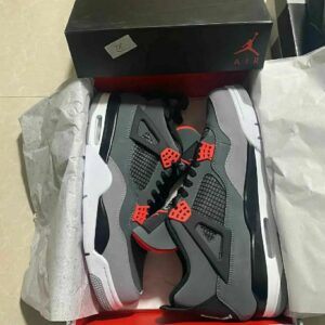 Jordan Shoes Pallet - Image 34