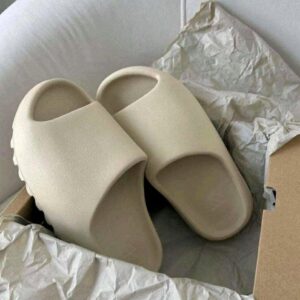 YEEZY SLIDES PALLET 25 YEEZY SLIDES PALLET - Image 7