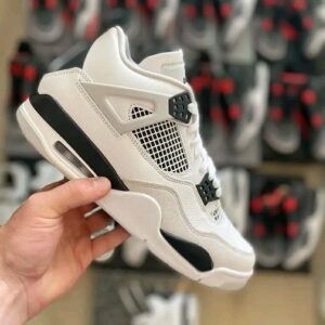 Jordan Shoes Pallet - Image 5