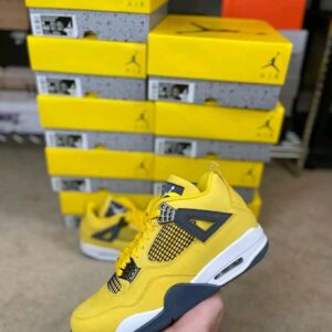 Jordan Shoes Pallet - Image 10