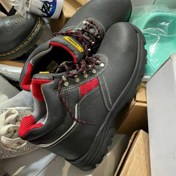 mixed shoes pallet,Mixed shoes pallets,shoes liquidation pallet,branded shoes pallet,free shipping pallet,buy shoes returns,unmanifested shoe pallet,footwear liquidation USA,Amazon shoes pallet,resale shoes lot,flip shoes online,branded footwear pallet,women’s shoes returns,Target shoes pallet,bulk shoes with free shipping,bin store shoes,mixed shoes pallet with free shipping
