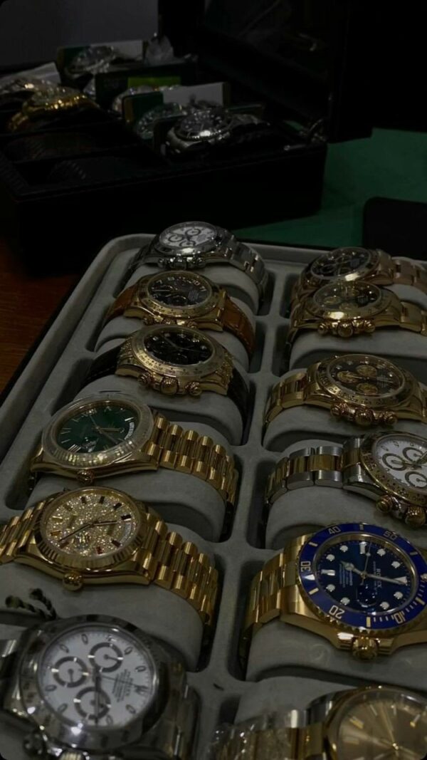casual watch pallet,CASUAL WATCH PALLETS,branded watches liquidation,free shipping watches pallet,fashion watch returns,fossil watch pallet,michael kors watch pallet,invicta liquidation pallet,analog watch bulk,buy watches for resale,kohl's watch returns,amazon watches pallet,macys shelf pull watches,boutique watch pallet,resale accessories load,watch pallet usa,casual watch pallet with free shipping