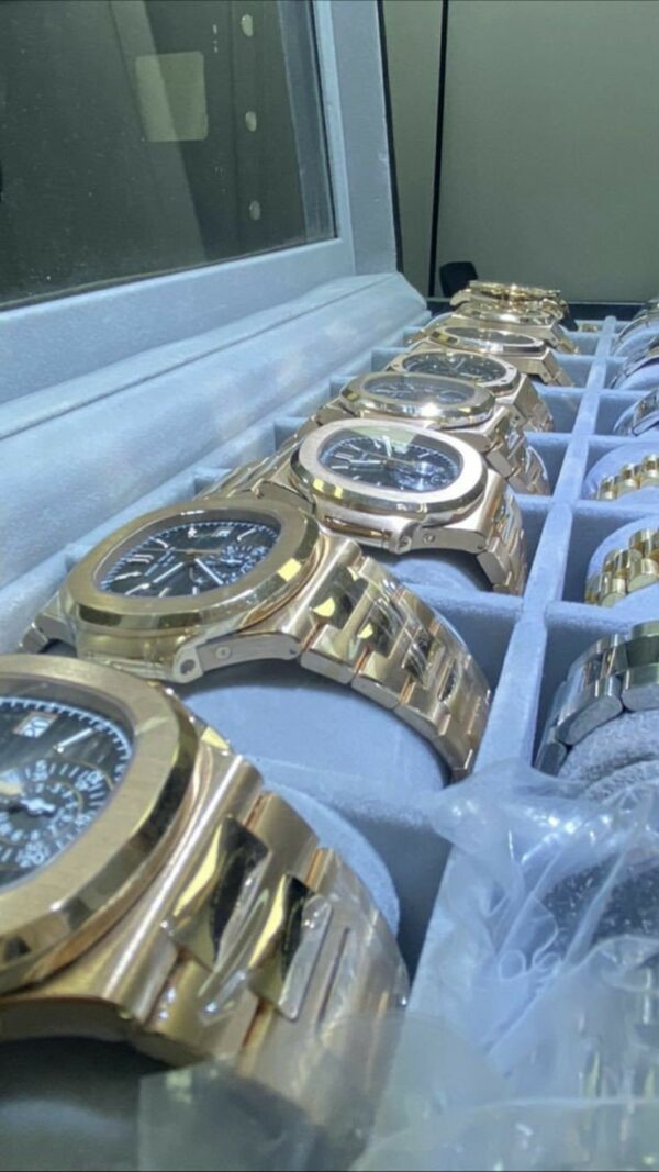 casual watch pallet,CASUAL WATCH PALLETS,branded watches liquidation,free shipping watches pallet,fashion watch returns,fossil watch pallet,michael kors watch pallet,invicta liquidation pallet,analog watch bulk,buy watches for resale,kohl's watch returns,amazon watches pallet,macys shelf pull watches,boutique watch pallet,resale accessories load,watch pallet usa,casual watch pallet with free shipping