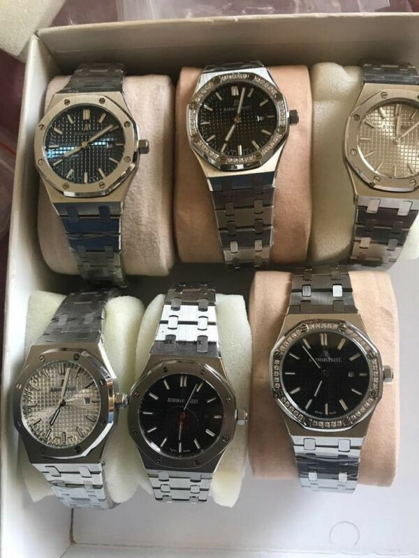 casual watch pallet,CASUAL WATCH PALLETS,branded watches liquidation,free shipping watches pallet,fashion watch returns,fossil watch pallet,michael kors watch pallet,invicta liquidation pallet,analog watch bulk,buy watches for resale,kohl's watch returns,amazon watches pallet,macys shelf pull watches,boutique watch pallet,resale accessories load,watch pallet usa,casual watch pallet with free shipping