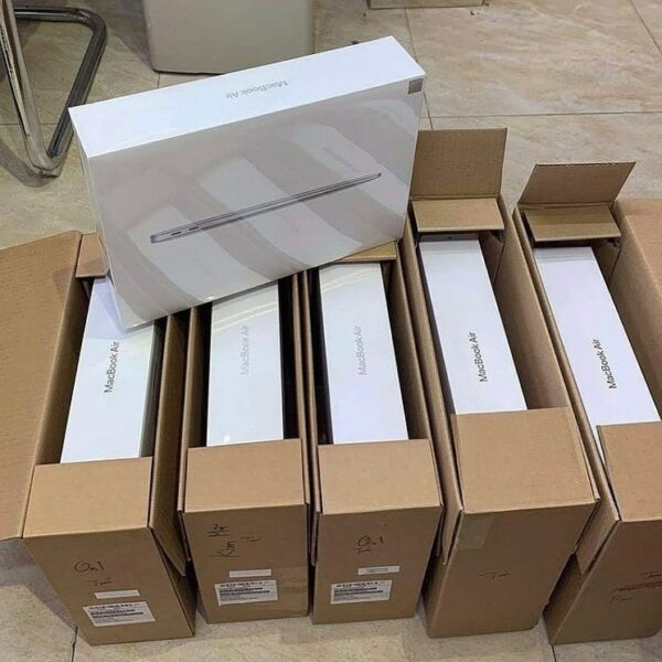 Buy MacBook Air & Pro Pallets – Wholesale Apple Laptops Liquidation