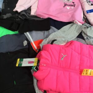 Kids clothes pallet - Image 8