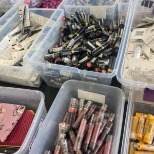 Cosmetic Pallets (Luxury brands) - Image 22