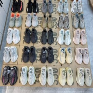 Yeezy shoes pallet with free shipping – liquidation boost 350, foam runners, slides